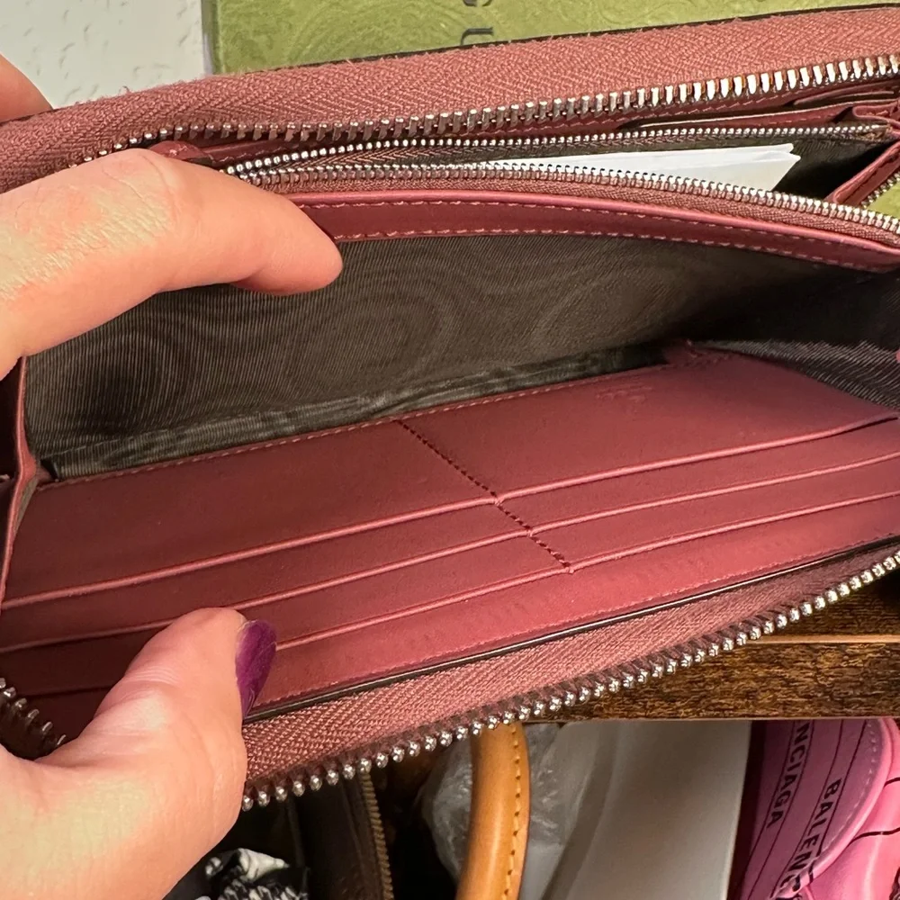 Authentic Gucci Blooms GG Zippy Long Wallet W/ Wrist Strap - Picture 14 of 15